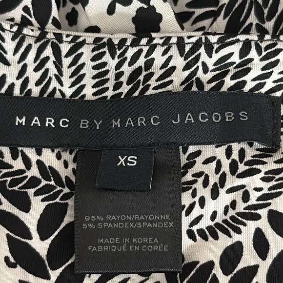 Marc by Marc Jacobs Muir Bubble Hem Surplice Dress in White Swan - Size XS - Picture 5 of 7